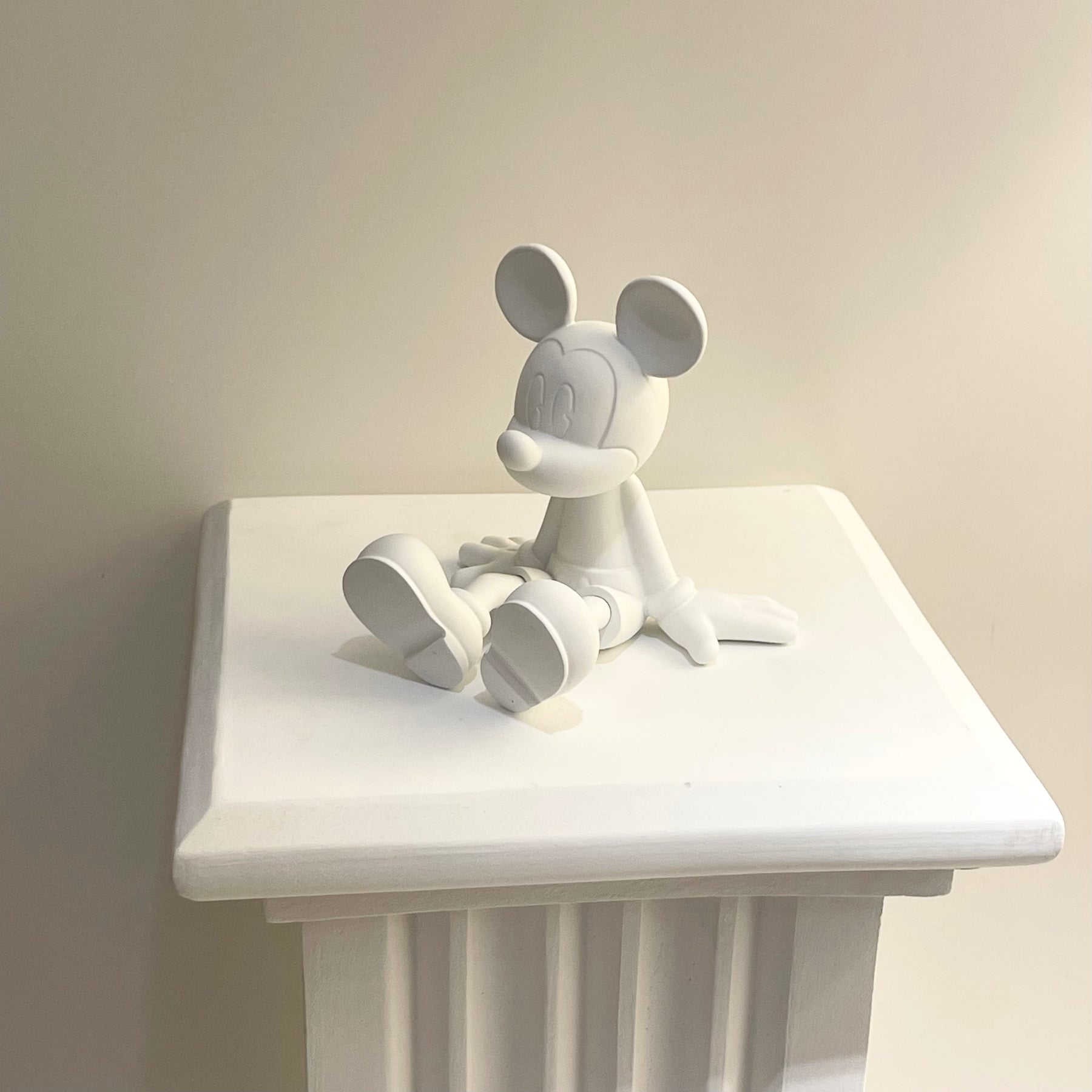 Sitting Mickey x Marcel Wanders. White 12 cm