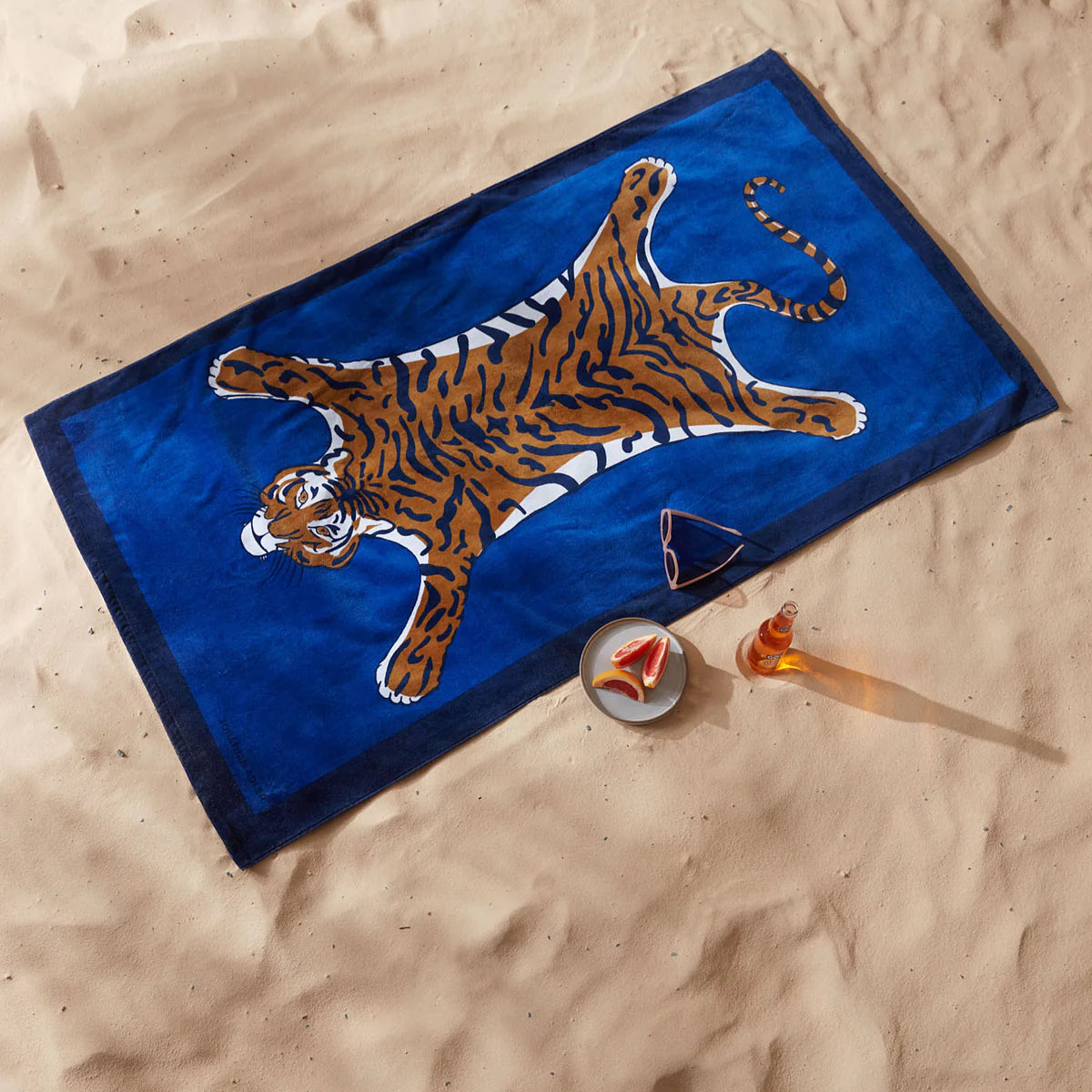 Toalla de Playa Tiger. Jonathan Adler