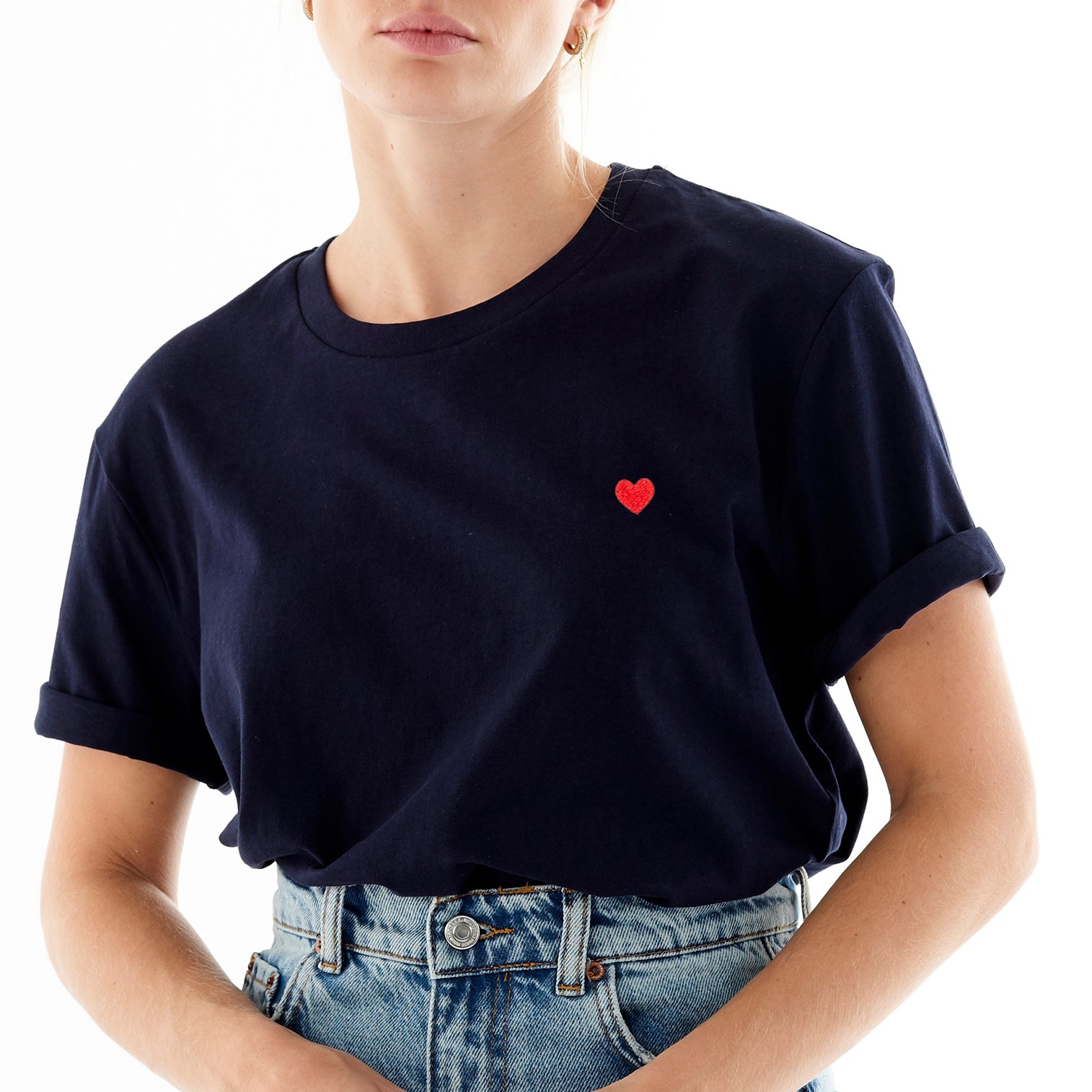 Camiseta Navy Corazón Bordado