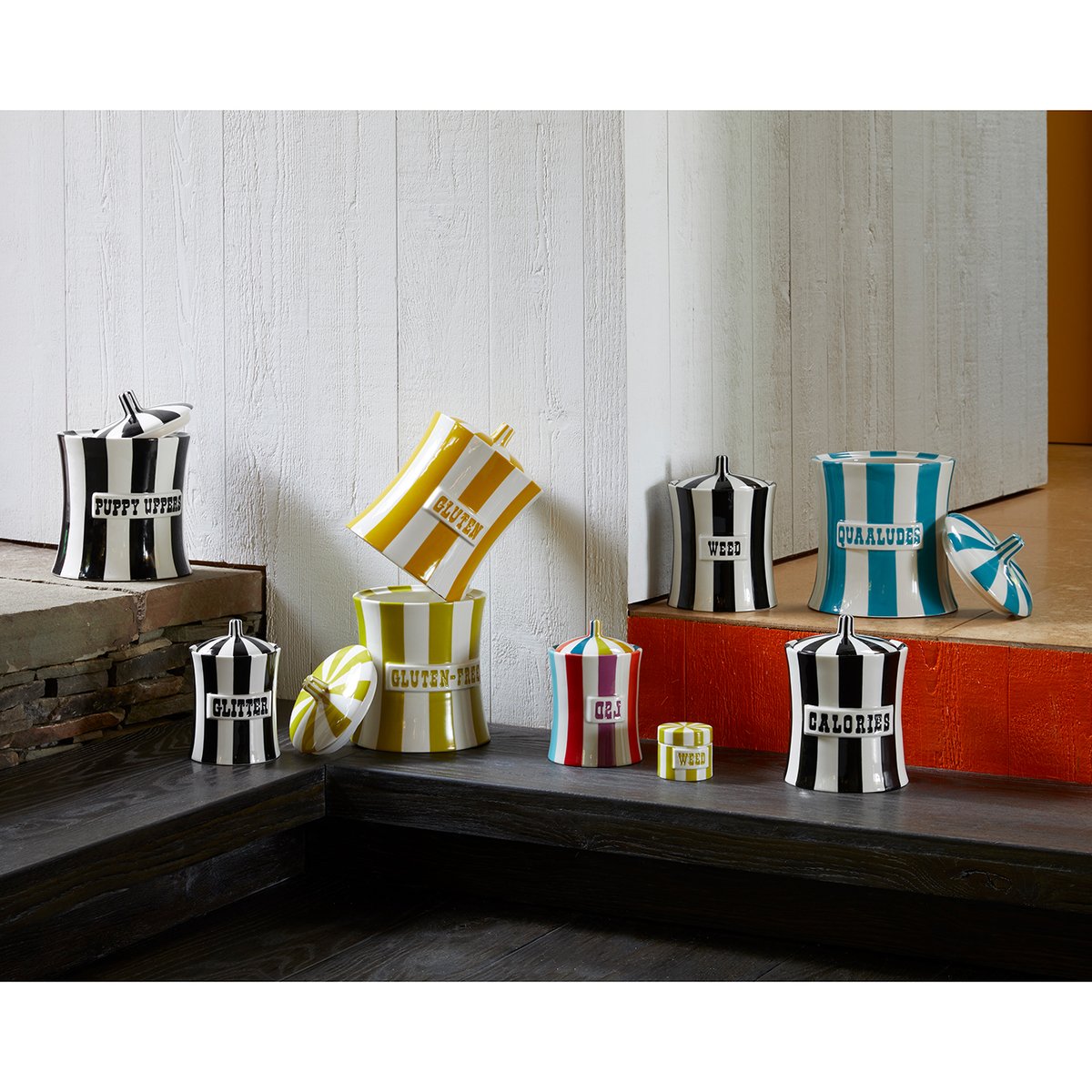 Bote Weed. Jonathan Adler