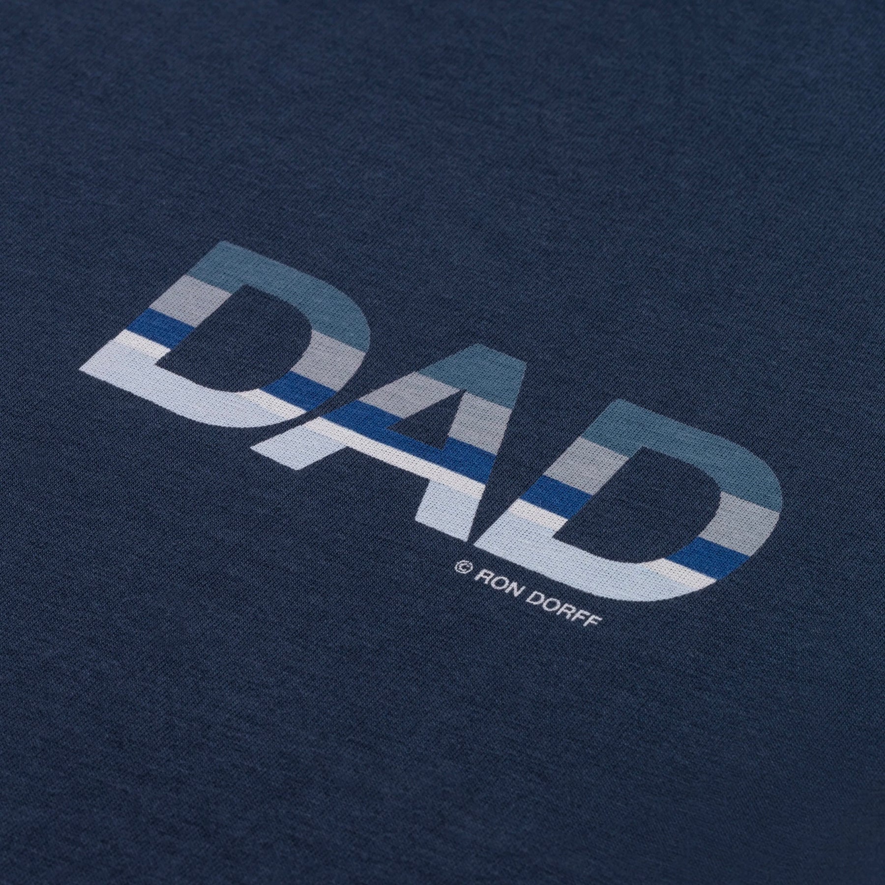 Camiseta DAD navy. Ron Dorff