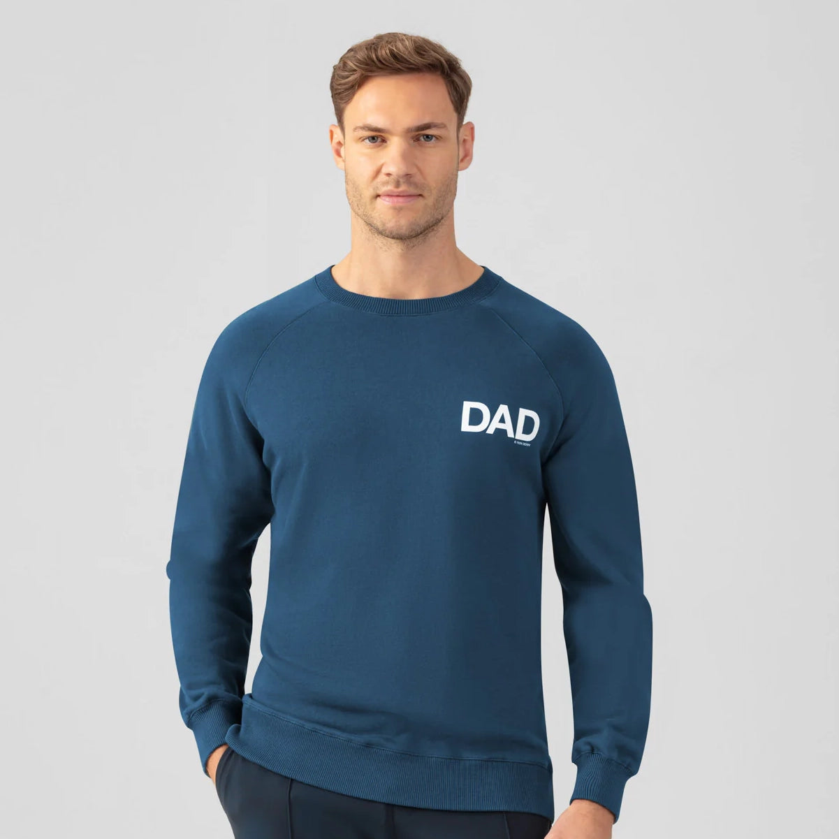 Navy Sweatshirt "DAD". Ron Dorff