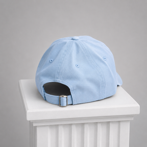 Gorra Azul. Corazón Bordado
