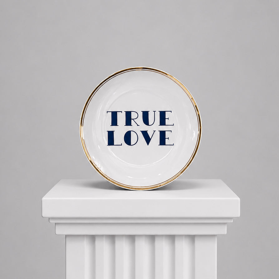Plato de Porcelana "True Love". 17 cm