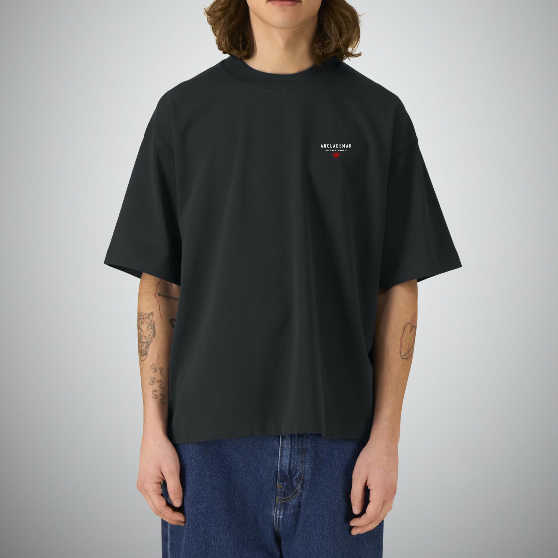 Oversized Black T-Shirt. The Big Heart