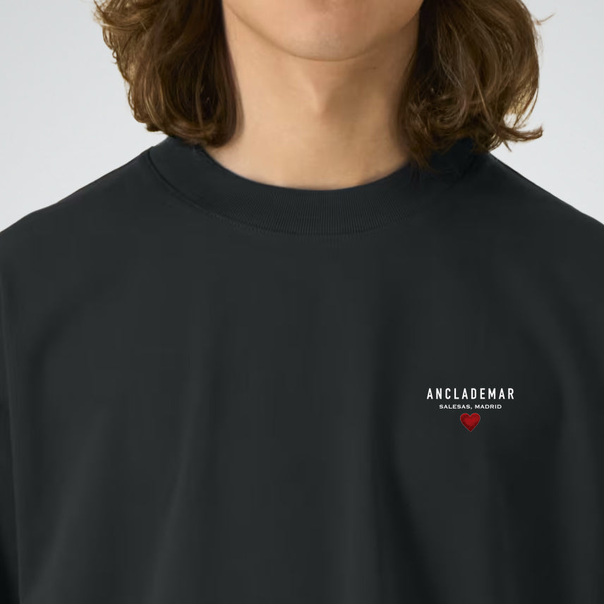 Oversized Black T-Shirt. The Big Heart