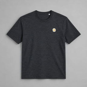 Camiseta Gris Oscuro. The Daisy