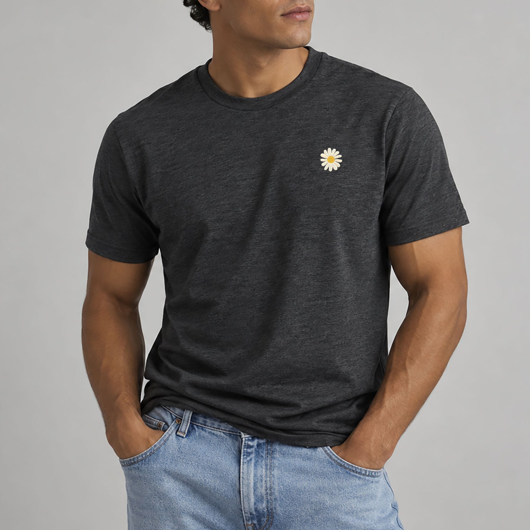 Camiseta Gris Oscuro. The Daisy