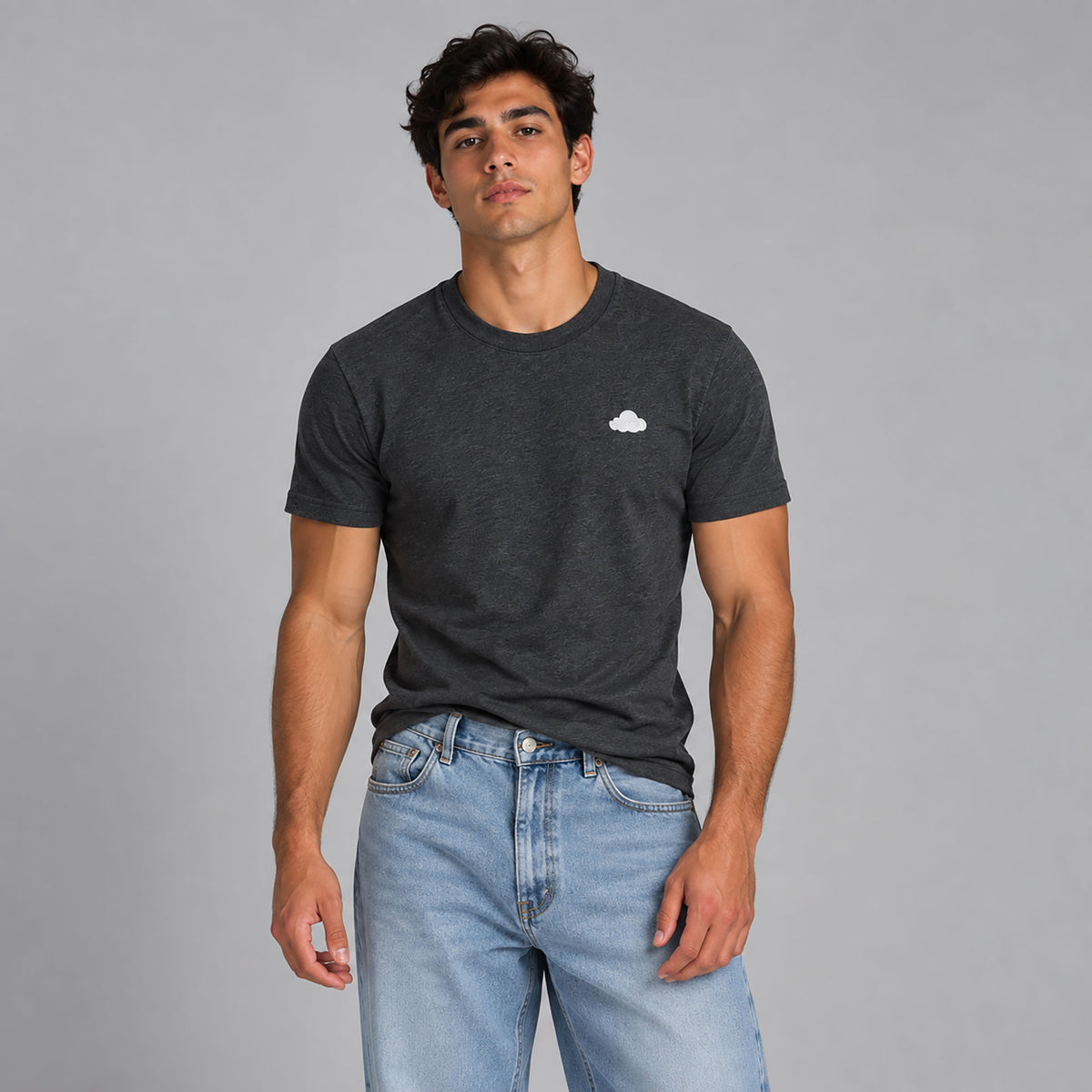 Camiseta Gris Oscuro. Nube