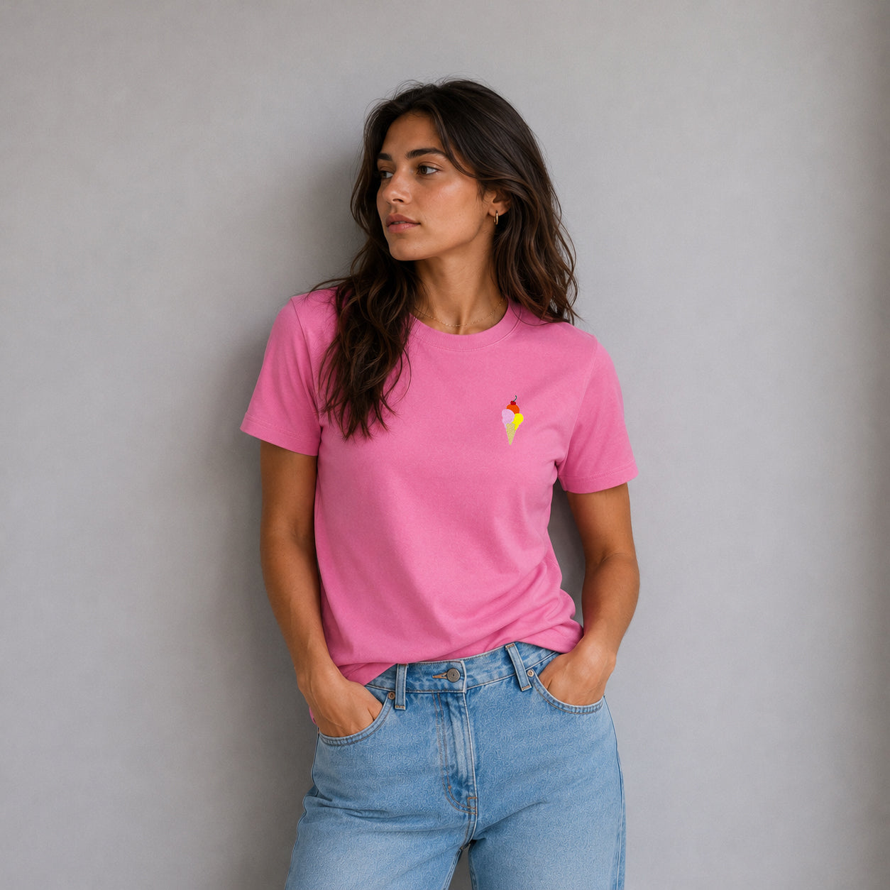 Pink T-Shirt. Ice-Cream