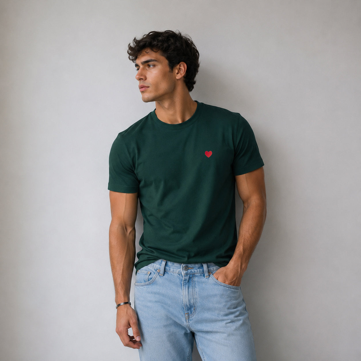 Camiseta Verde Jade Corazón Bordado