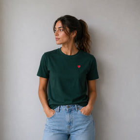 Camiseta Verde Jade Corazón Bordado