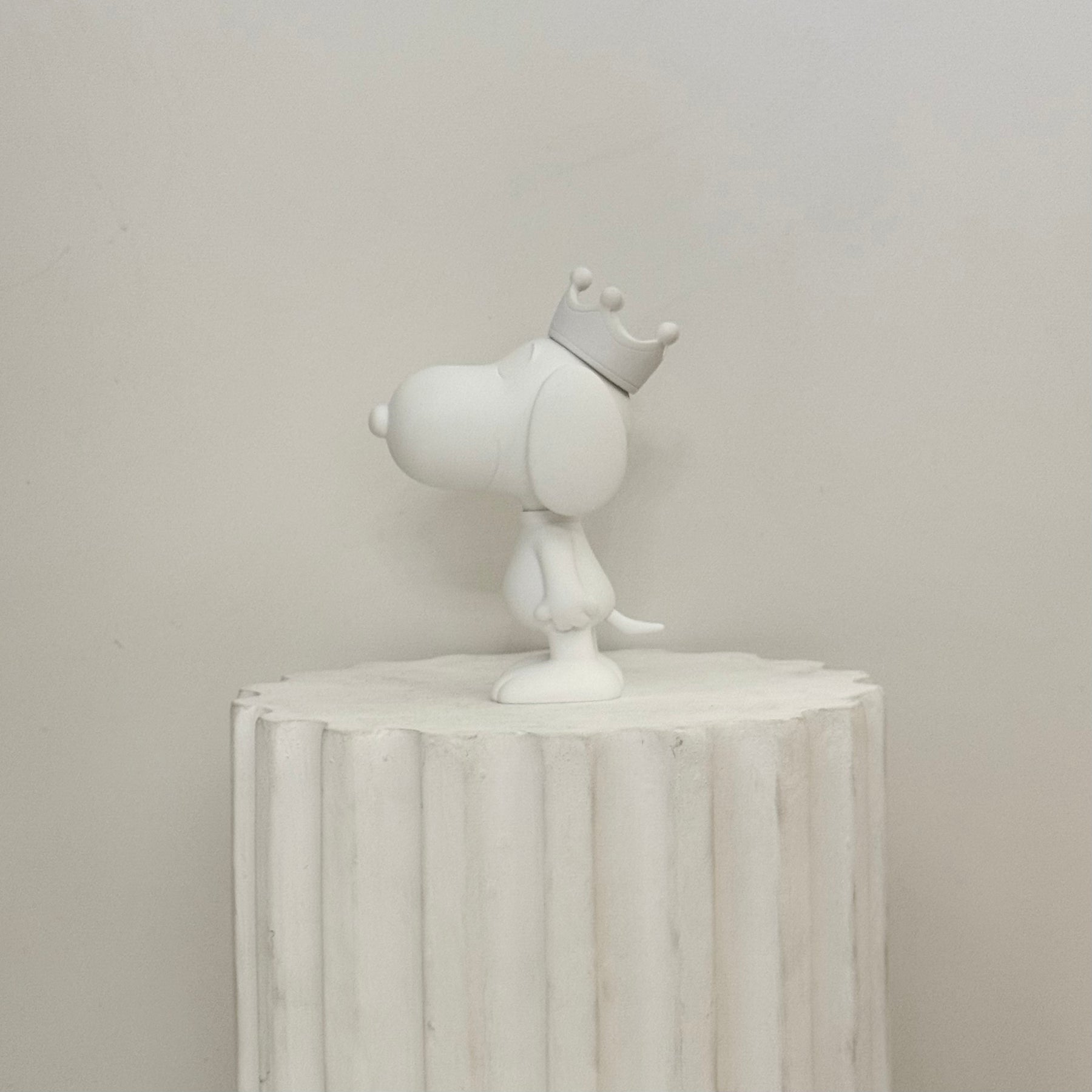 Snoopy Crown XS White - 12 CM