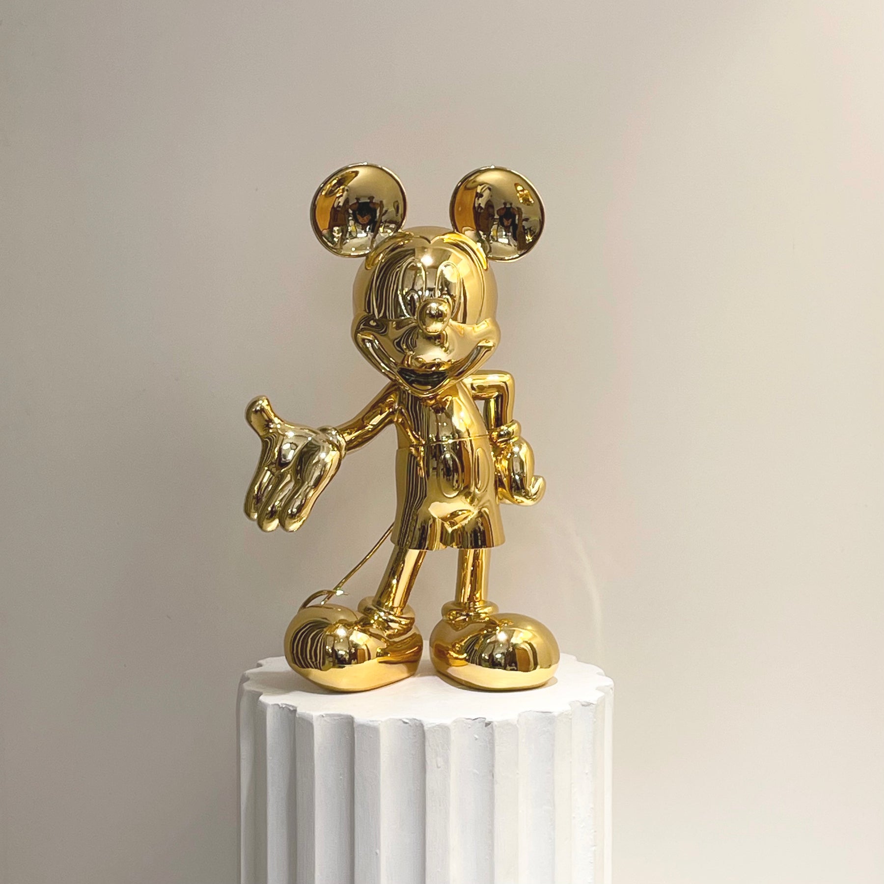 Mickey Welcome Oro. 30 cm