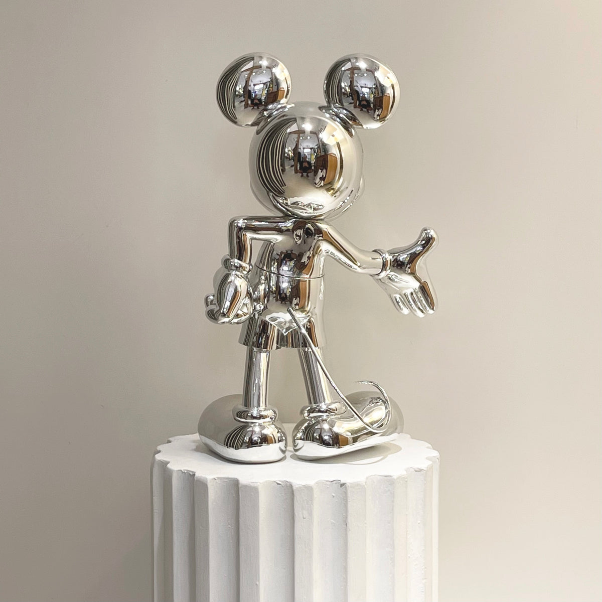 Mickey Welcome Silver. 30 cm