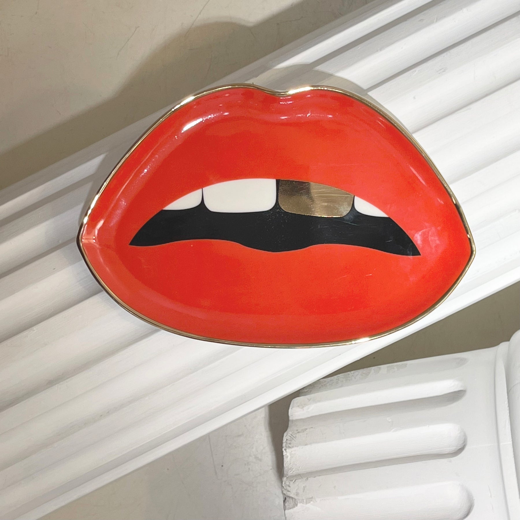 Bandeja Lips. Jonathan Adler