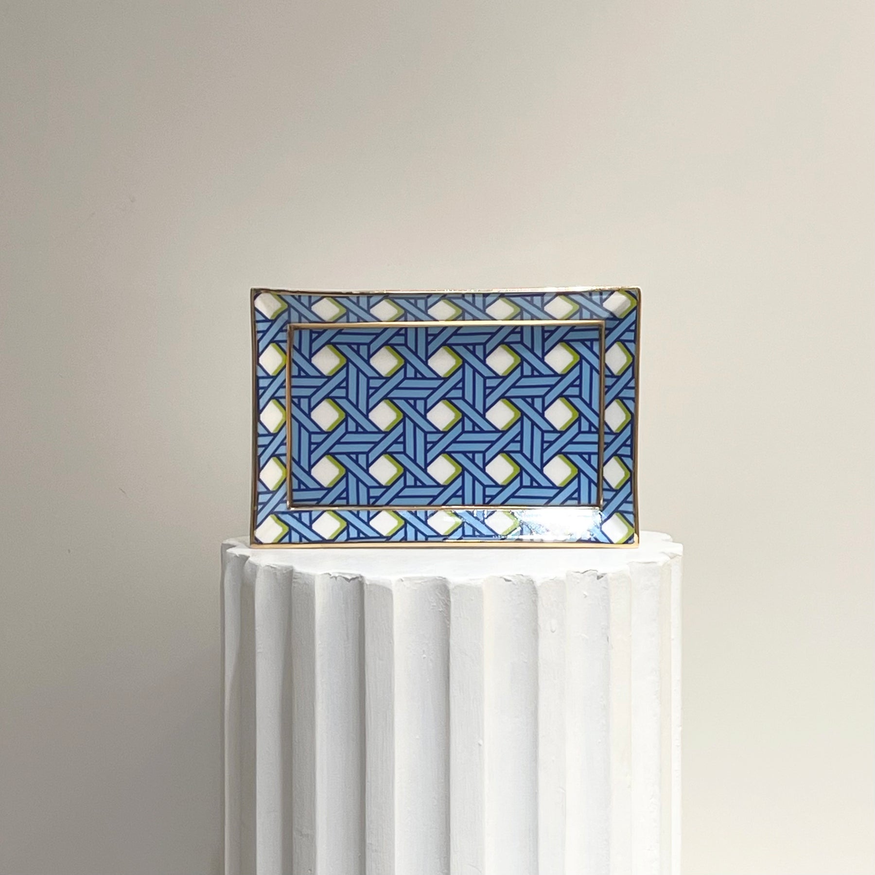 Vaciabolsillos Basketweave. Jonathan Adler