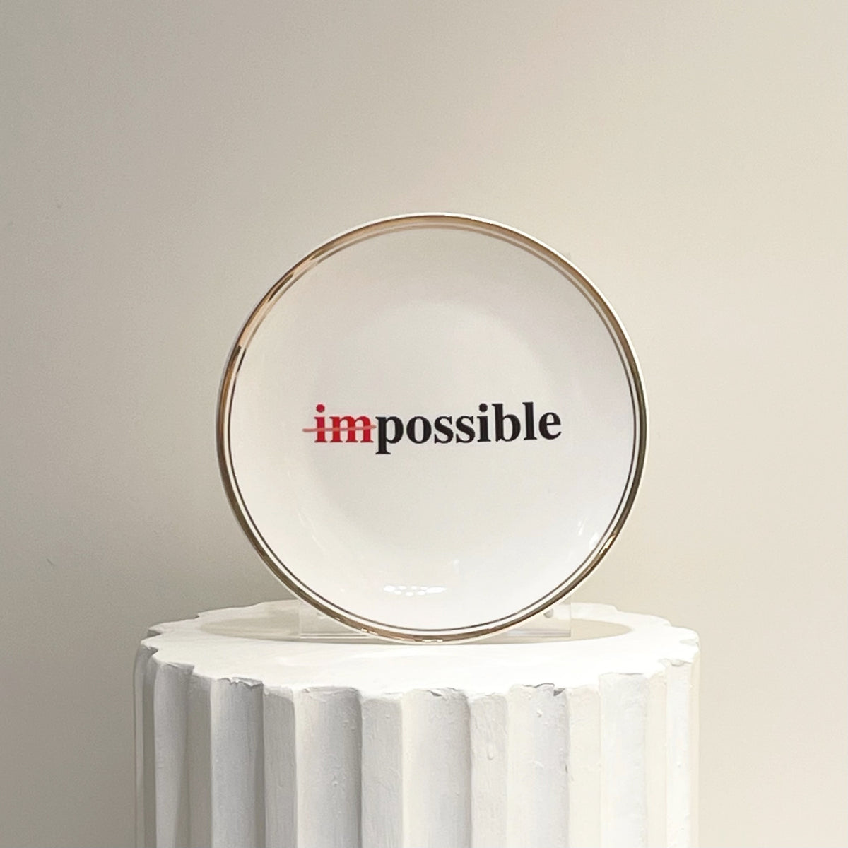 "Impossible" Porcelain Plate. 17 cm