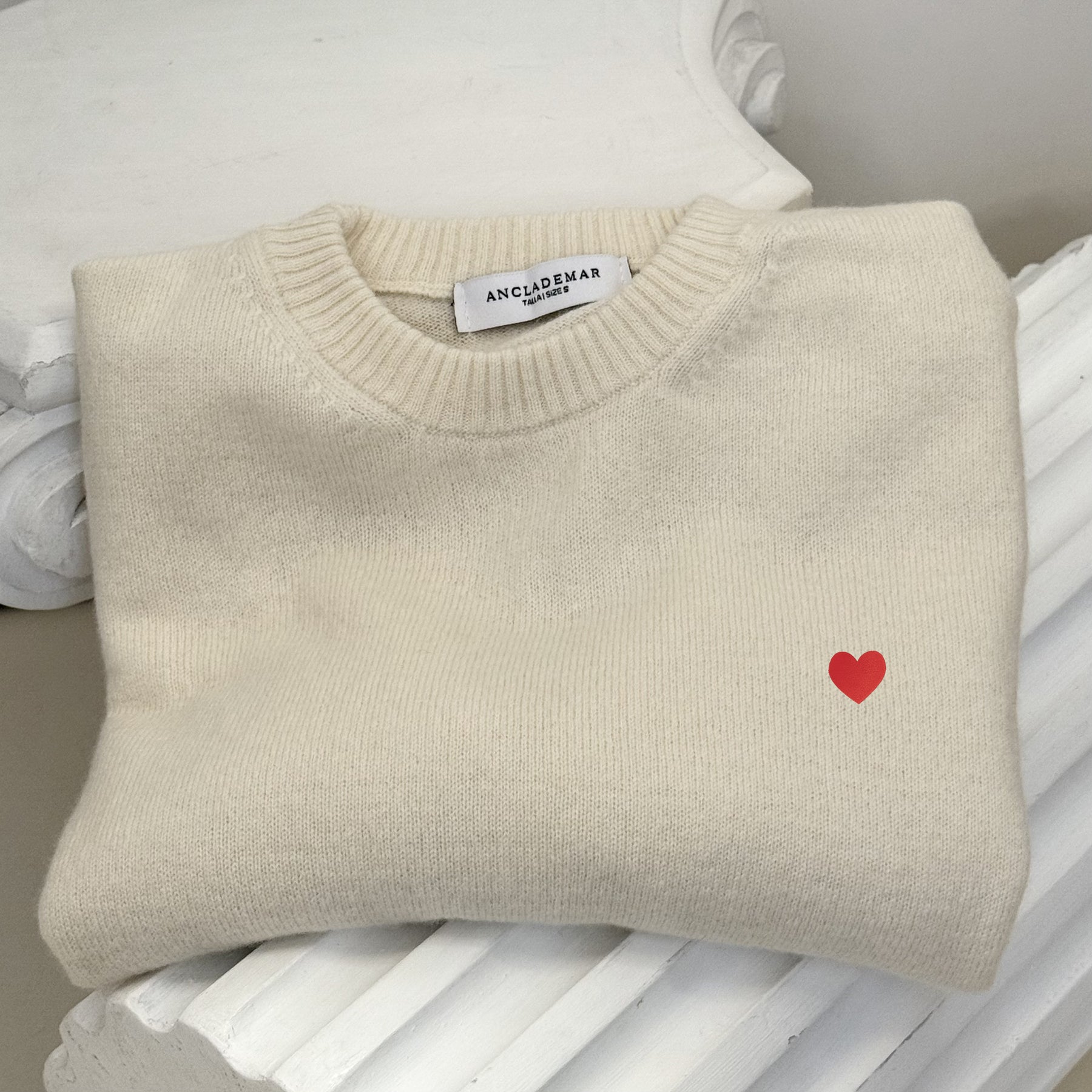 Jersey Cashmere Crudo Corazón Bordado